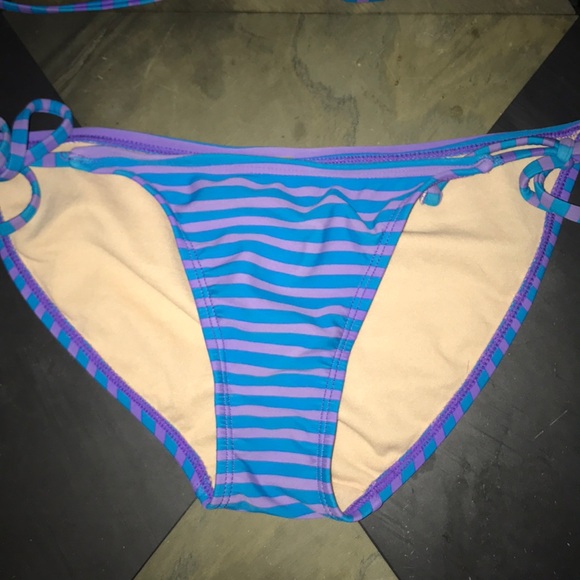 Swim suit - Picture 3 of 5